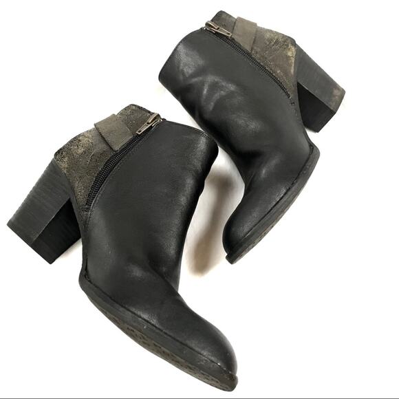 Dolce Vita 'Jossie' Ankle Bootie in Black/Gold Vegan Leather Women's Size 8 $120 - Picture 6 of 11